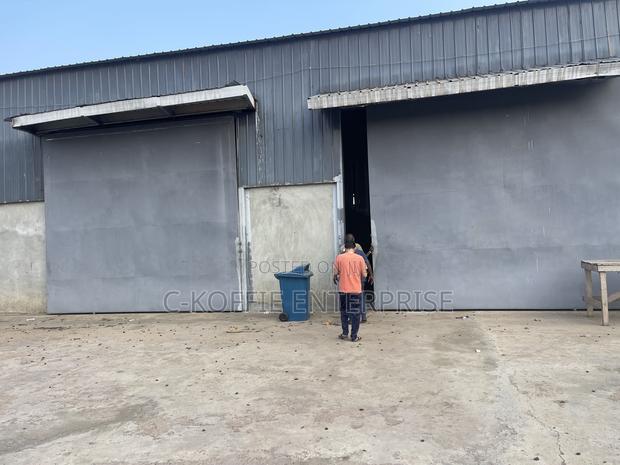 2000 SQM at Tema for Rent · Photo 1