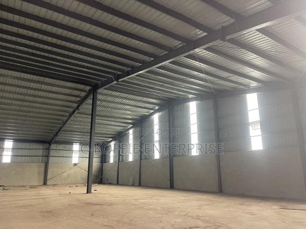 2000 SQM at Tema for Rent · Photo 4