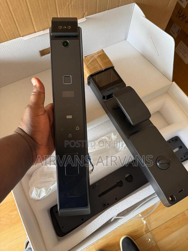 Smart Door (With Various Open Lock Options) · Photo 5