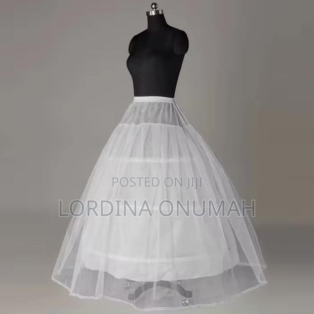 Bridal Underskirt/Petticoat · Photo 2