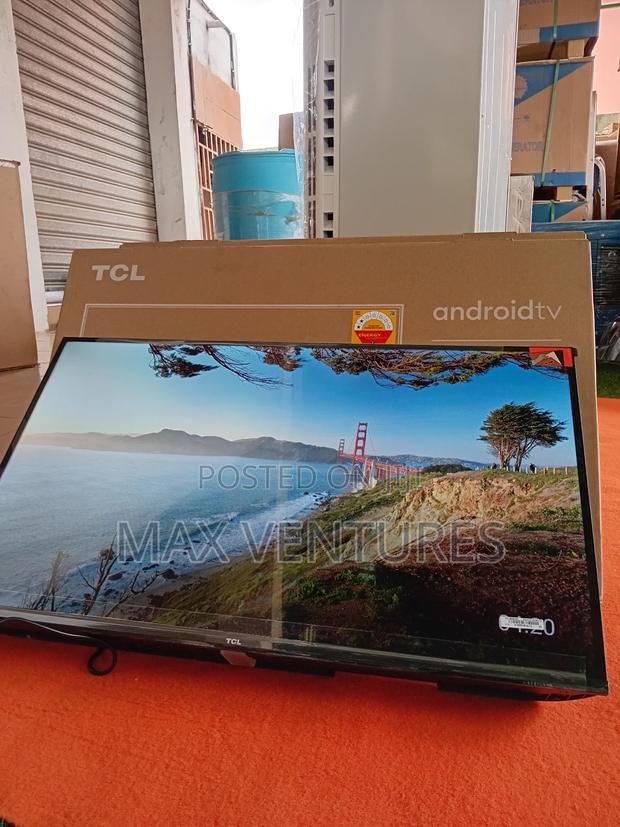 TCL 32" Digital Satellite Smart Andriod TCL 32 · Photo 2