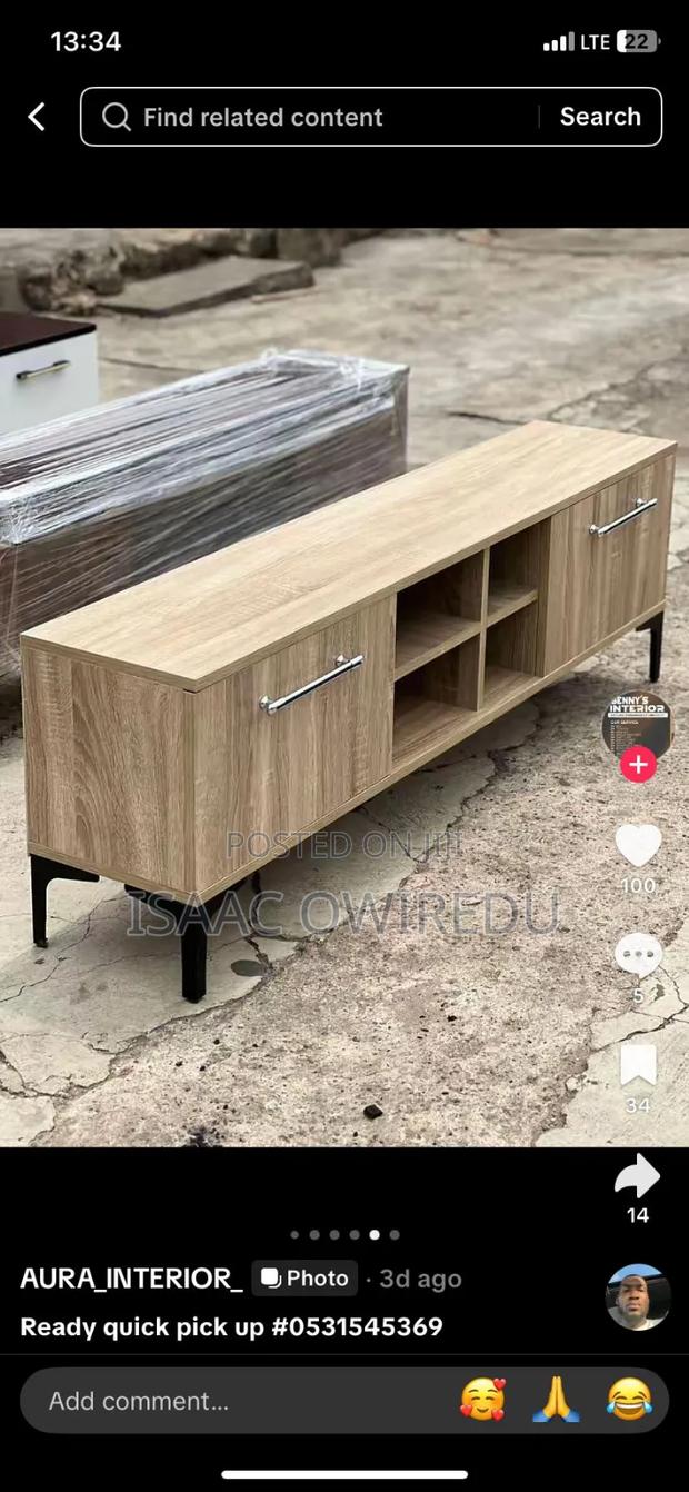 Television Console · Photo 1