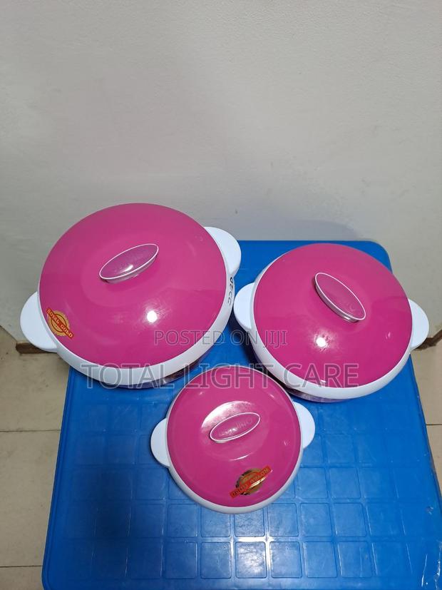 Three Piece Eskimo Royal Gold Casserole · Photo 1