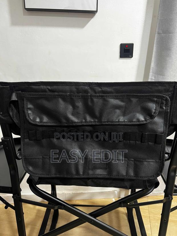Double Tray Makeup Chair · Photo 4