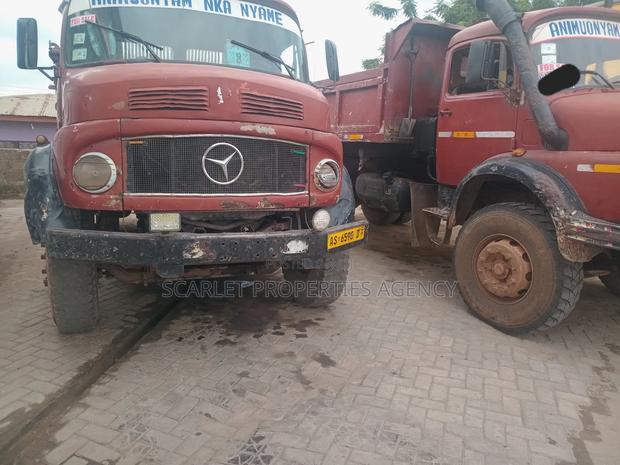 Benz Trucks For · Photo 2
