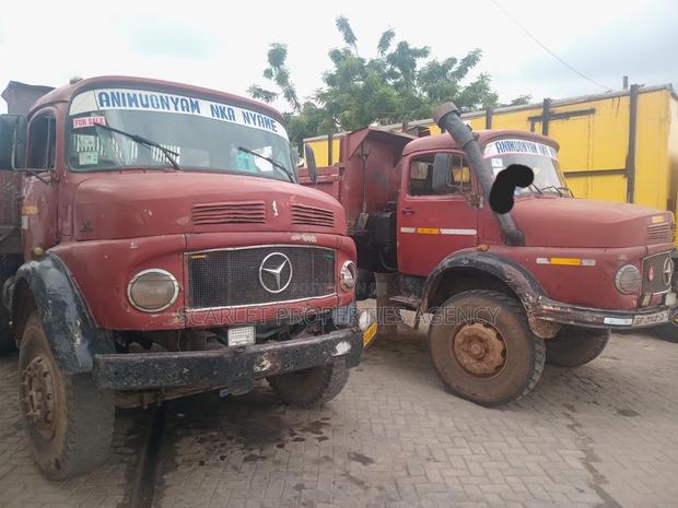 Benz Trucks For · Photo 3