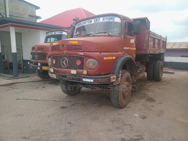 Benz Trucks For · Photo 6