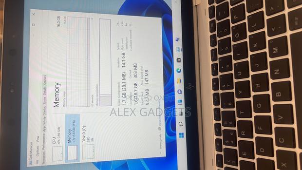 Laptop HP EliteBook 1030 16GB Intel Core I5 SSD 256GB · Photo 4