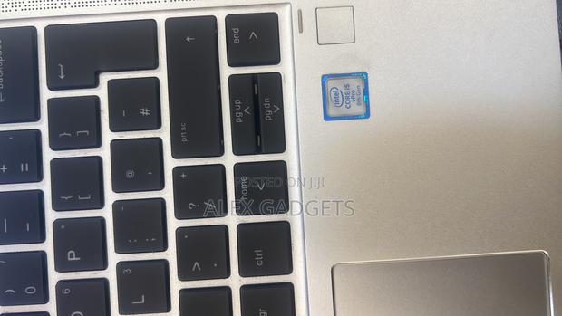 Laptop HP EliteBook 1030 16GB Intel Core I5 SSD 256GB · Photo 3