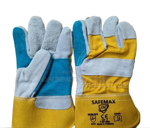 Heavy Duty Double Palm Leather Gloves/ Combination Leather Gloves. · Photo 1