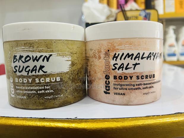 Face Facts Brown Sugar And Himalayan Salt Scrub · Photo 1