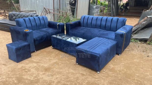 3 in and 2 in One Sofa Set · Photo 2