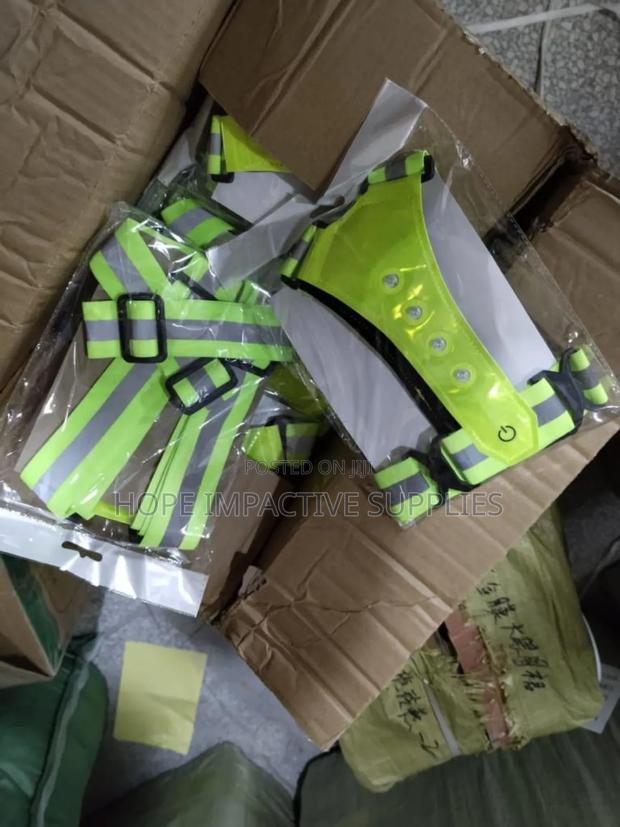 Led Reflective Vest. · Photo 3