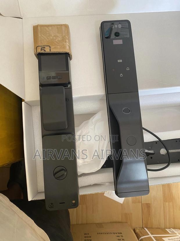 Intelligent Smart Door Lock · Photo 2