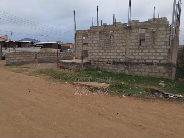 Uncompleted Structure on Lentil Level for Sale Klagon · Photo 1