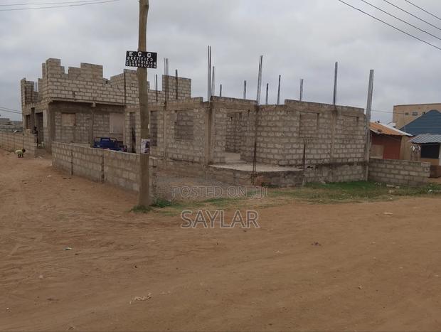 Uncompleted Structure on Lentil Level for Sale Klagon · Photo 3