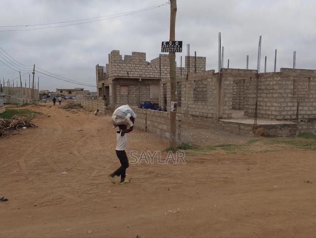 Uncompleted Structure on Lentil Level for Sale Klagon · Photo 4