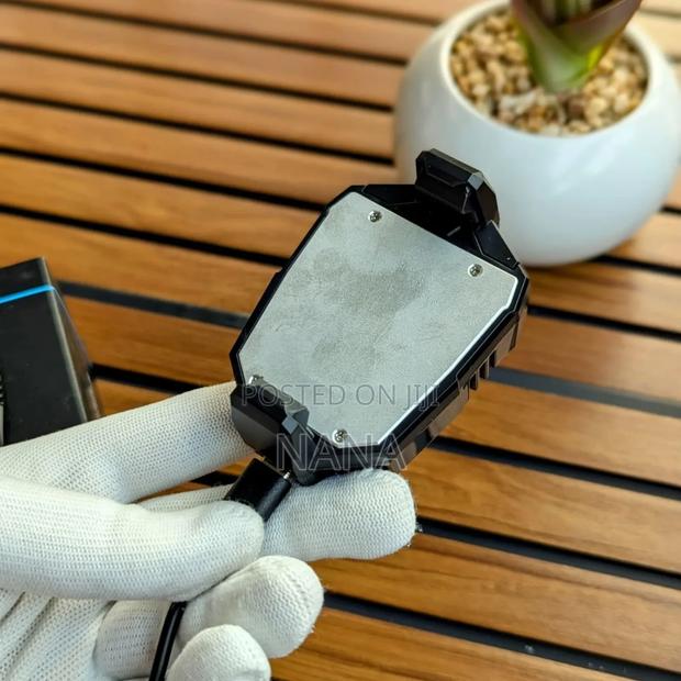 Magnetic Phone Cooler With Plate And Clipper · Photo 2