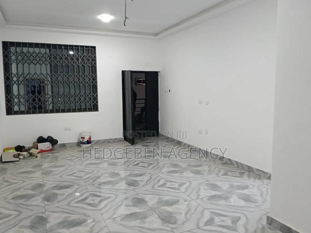 2bdrm Apartment in Oyarifa for rent · Photo 3