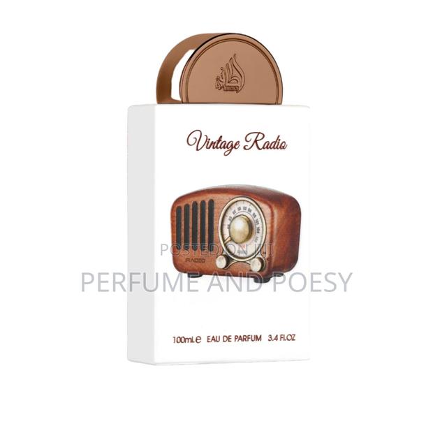Vintage Radio Perfume · Photo 1