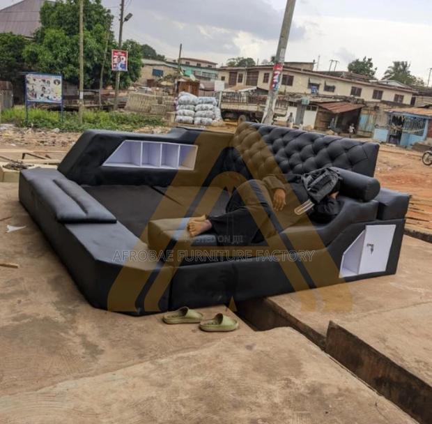 Quality and Luxury King Size Bed for Master Bedroom