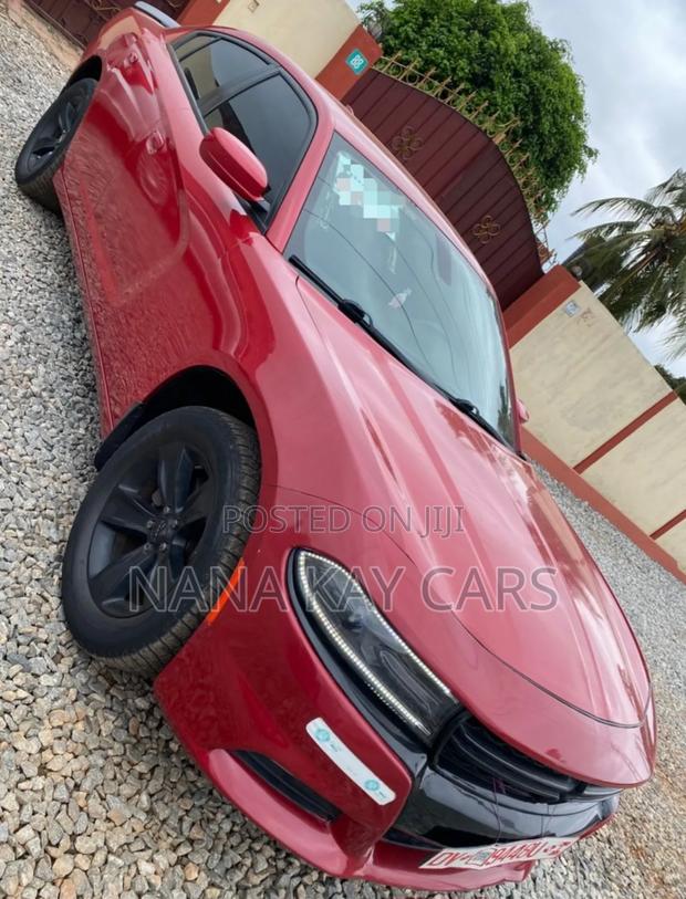 Dodge Charger SXT AWD 2016 Red · Photo 3