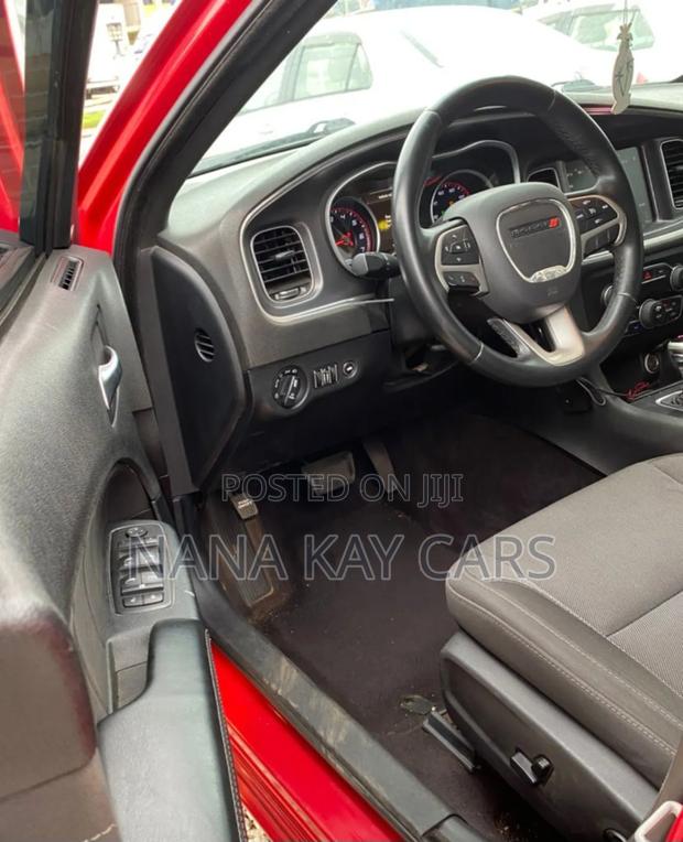Dodge Charger SXT AWD 2016 Red · Photo 7