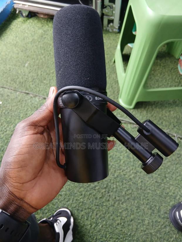 Shure Sm7b Studio Microphone · Photo 5