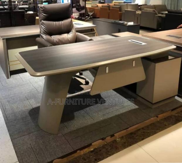 Office Table (1.6m) (160 X 80 X 76cm · Photo 1