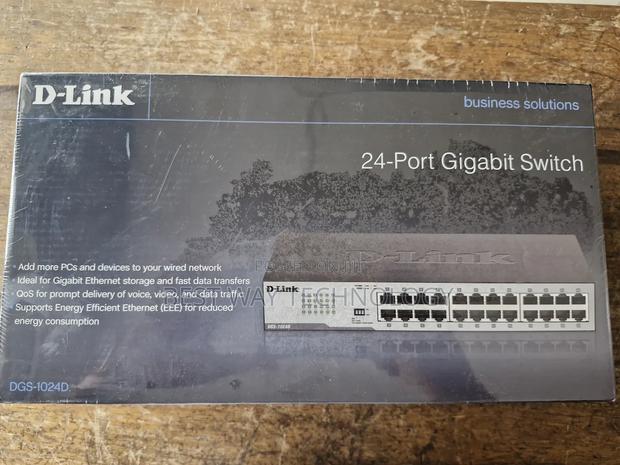 24port Gigabit Switch Dlink · Photo 1