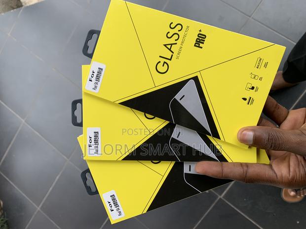 Pixel 9a Clear Screen Protector · Photo 3