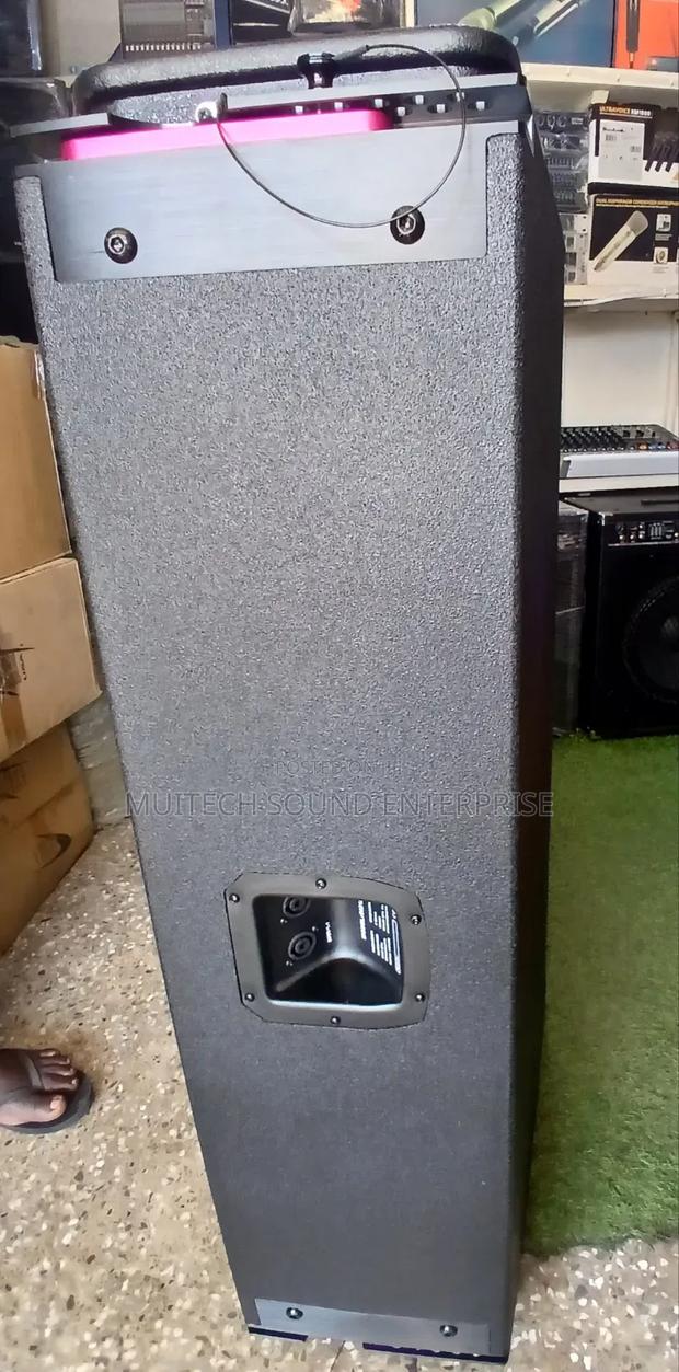 RCF Line Array Speaker ( 12 Inches) · Photo 8