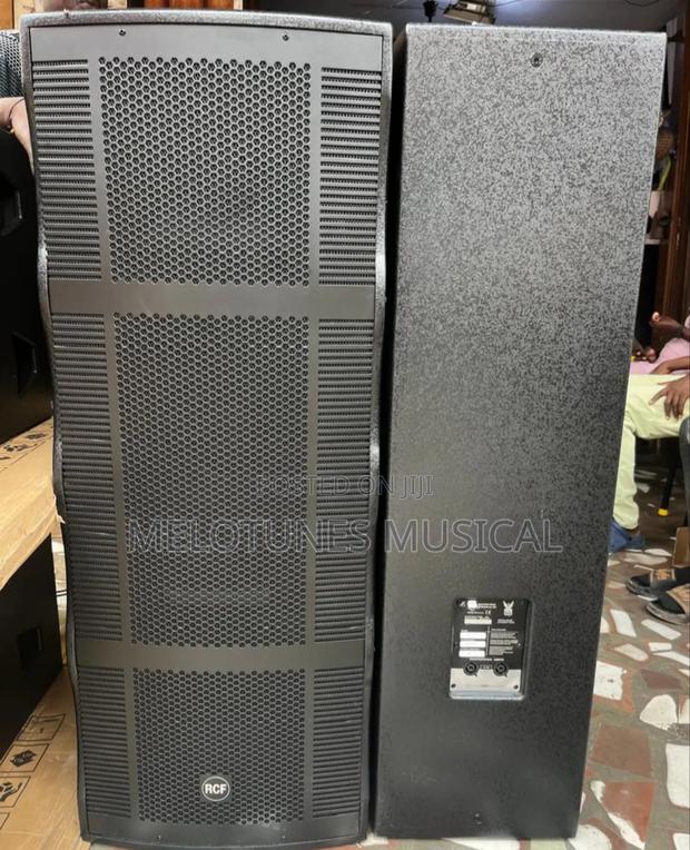 RCF V45 Full-Range Passive Loudspeakers. · Photo 1