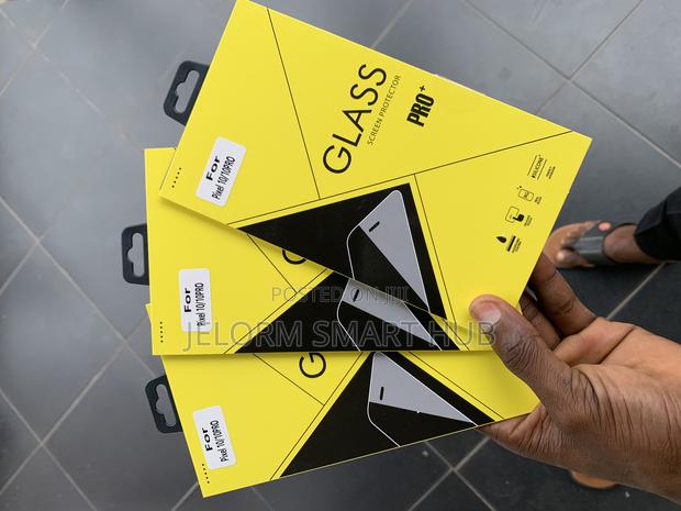 Pixel 10 Pro Xl Screen Protector · Photo 4