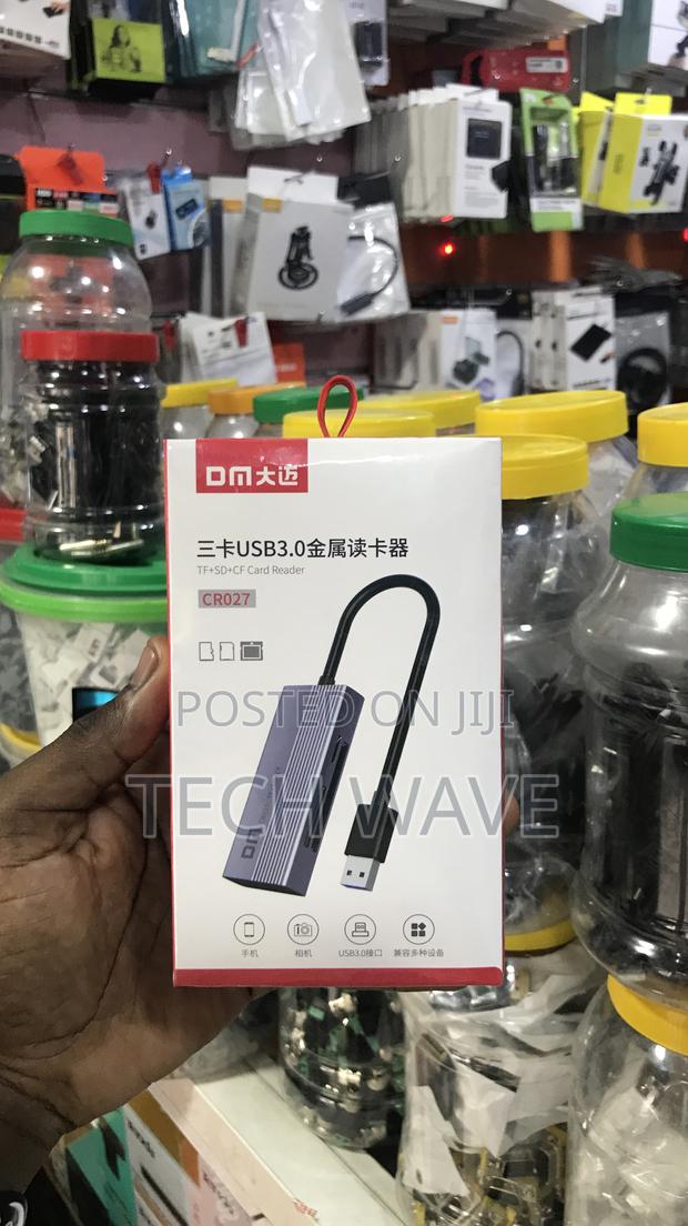 Usb 3.0 Tf-Sd-Cf Card Reader Combo · Photo 1