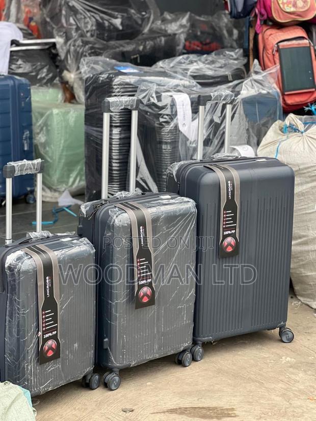 3set Suitcases, Traveling · Photo 1