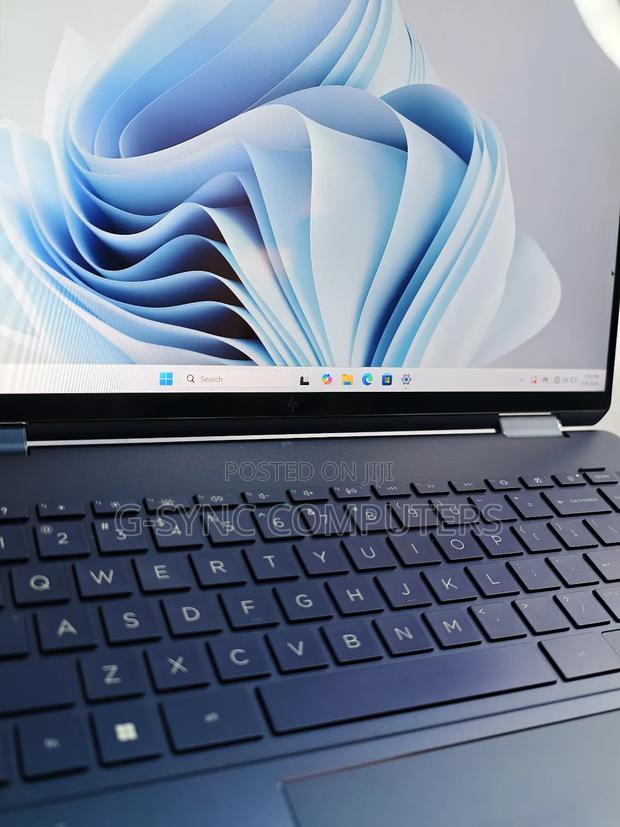 Laptop HP Spectre X360 15 16GB Intel Core i7 SSD 1T · Photo 6