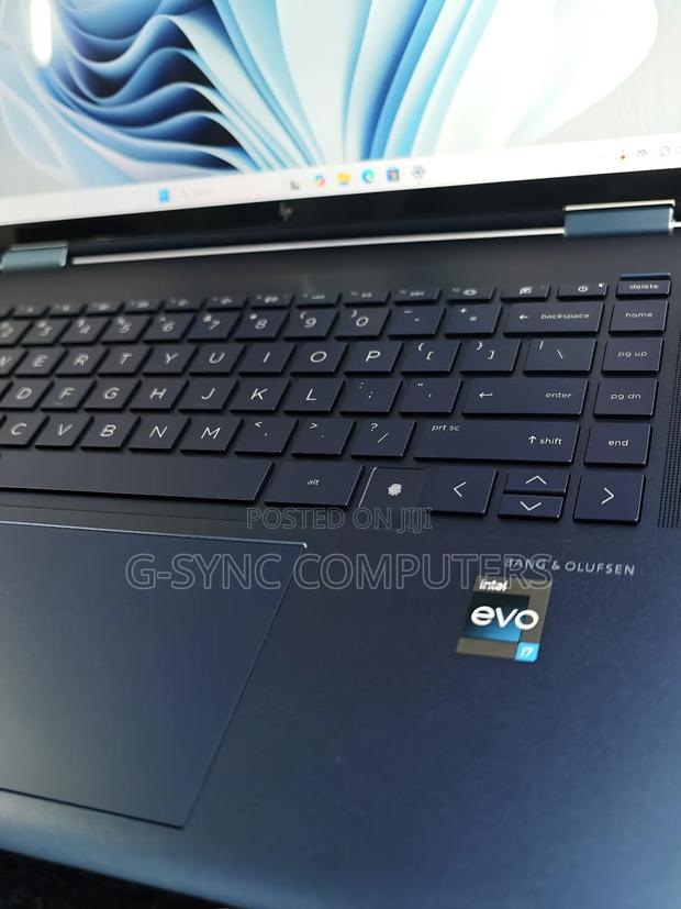 Laptop HP Spectre X360 15 16GB Intel Core i7 SSD 1T · Photo 1