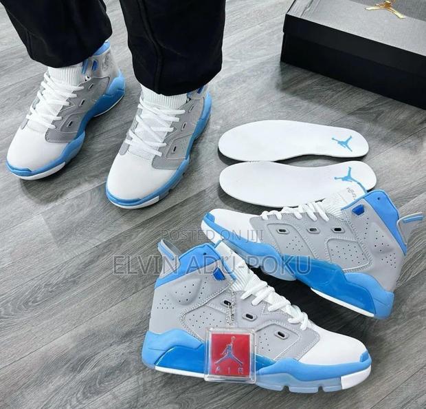 Air Jordan 6 Retro In Different Styles, Swipe >>>> · Photo 4