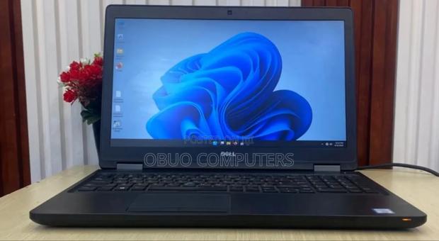 Laptop Dell Latitude 5580 8GB Intel Core I5 HDD+SSD 500GB · Photo 3