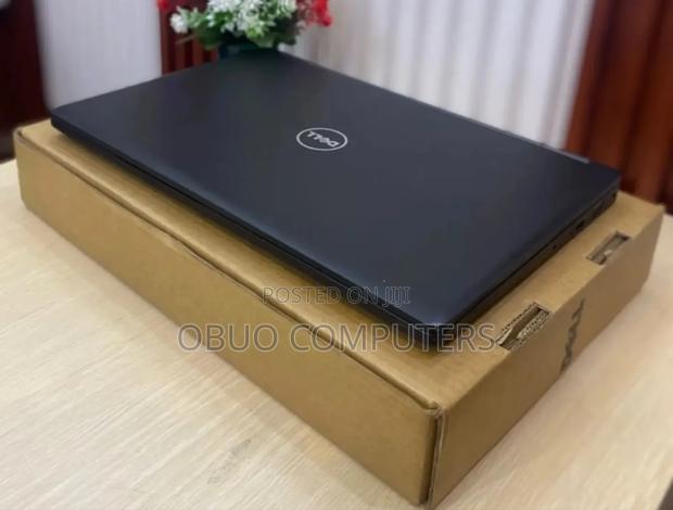 Laptop Dell Latitude 5580 8GB Intel Core I5 HDD+SSD 500GB · Photo 2