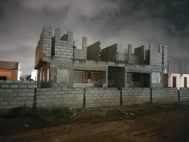 Uncompleted Structure On Lentil Reach Level For Hot Sale Klagon · Photo 3