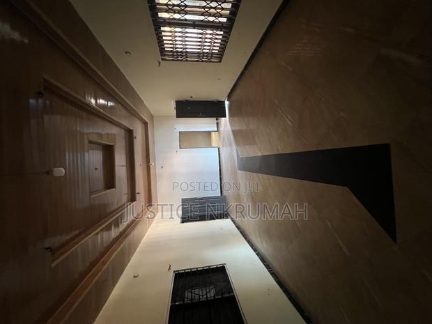 Furnished 4bdrm Apartment in Mr Justice Estate, Old Barrier for rent · Photo 2