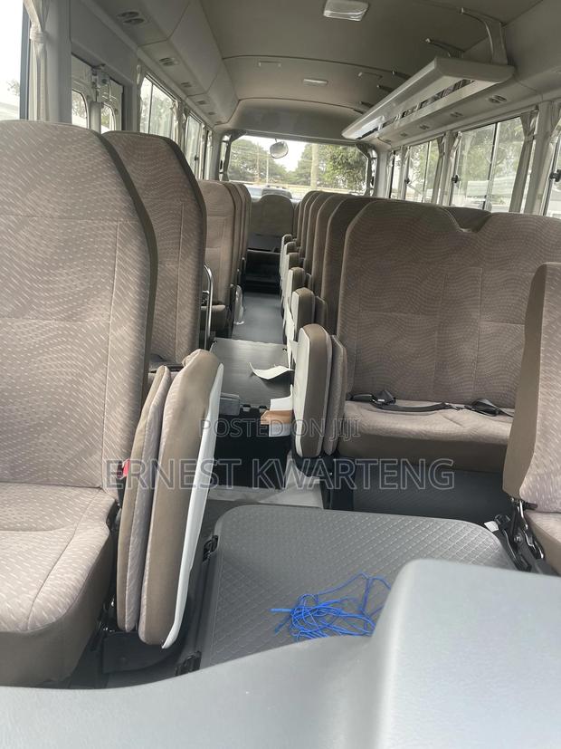 New Toyota Coaster 2025 White · Photo 4