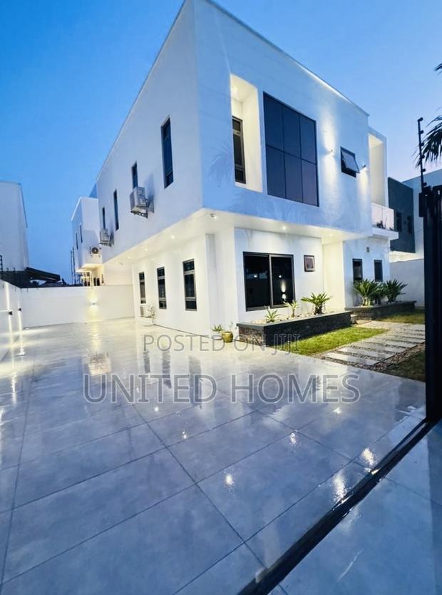 Furnished 4bdrm House in East Legon for sale · Photo 1