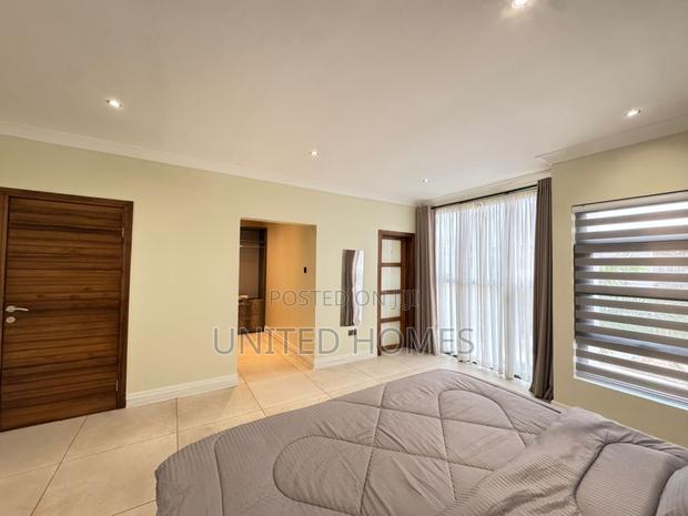 Furnished 4bdrm House in East Legon for sale · Photo 8