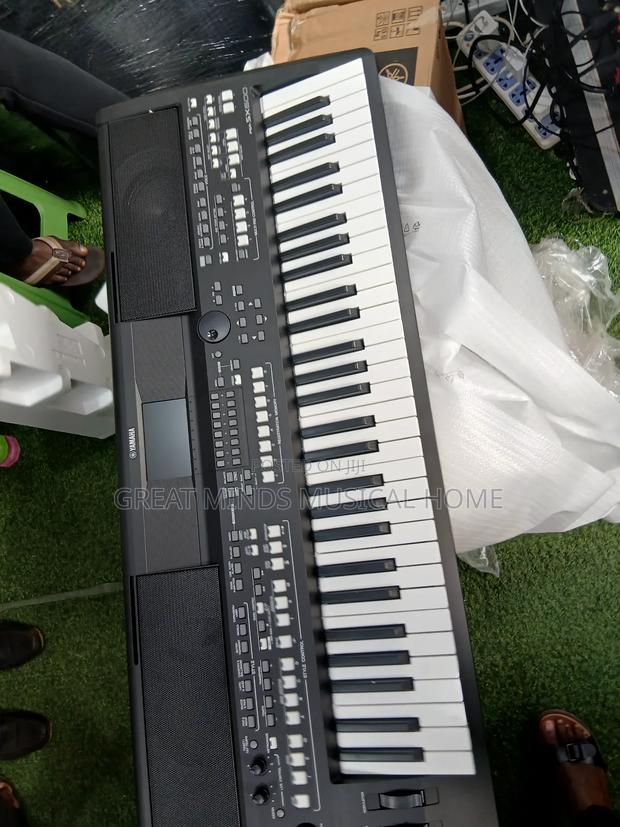 Yamaha PSR Sx 600 Professional Keyboard · Photo 6