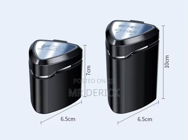 Small Size Car Led Ashtray Cigarette Ash Holder For Mercedes Benz · Photo 2