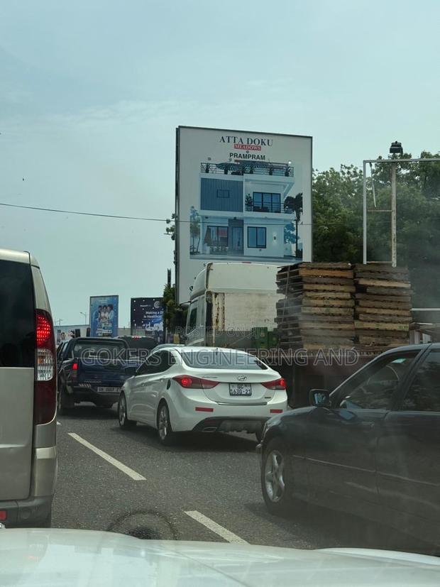 37 Roundabout 10/8 Meters · Photo 1