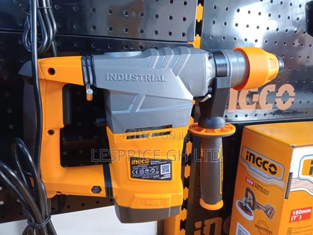 Have a Reliable Quality Rotary Hammer/1600w · Photo 1
